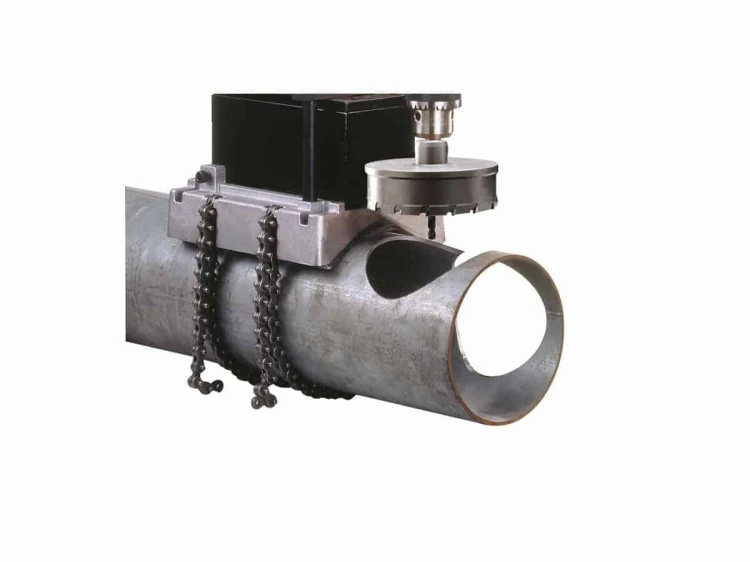 Urządzenia zaciskowe, tj. Zaciski łańcuchowe. Do wiercenia rur z dwoma łańcuchami zaciskowymi do rur o średnicy 32–203 mm. Jest przeznaczony do stosowania z wiertarką magnetyczną AGP MDS750-4. Zalecany do wiertarek magnetycznych MDS750-4.