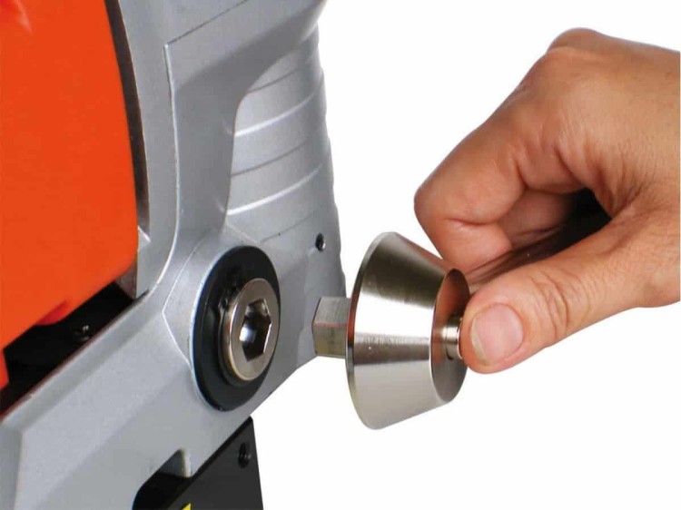 Niskoprofilowe wiertło magnetyczne