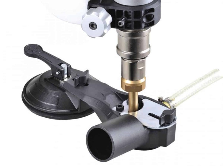 Przystawka do wiercenia bezpyłowego